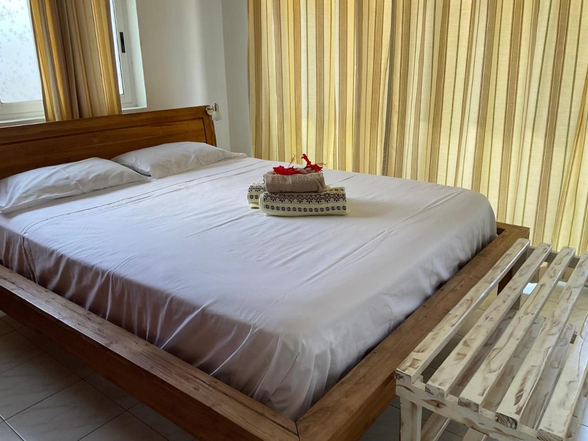 Royale Self Catering Apartments Anse Royale Extérieur photo