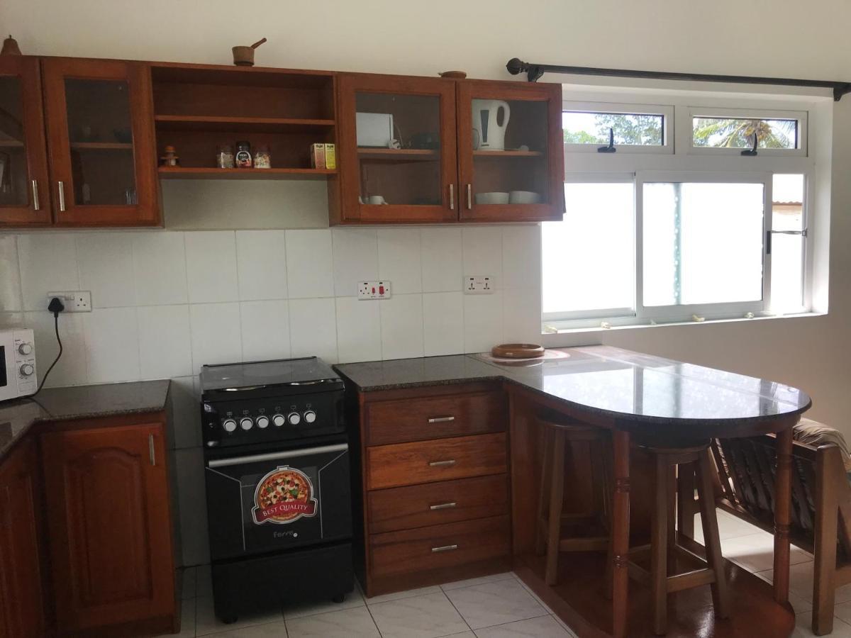 Royale Self Catering Apartments Anse Royale Extérieur photo