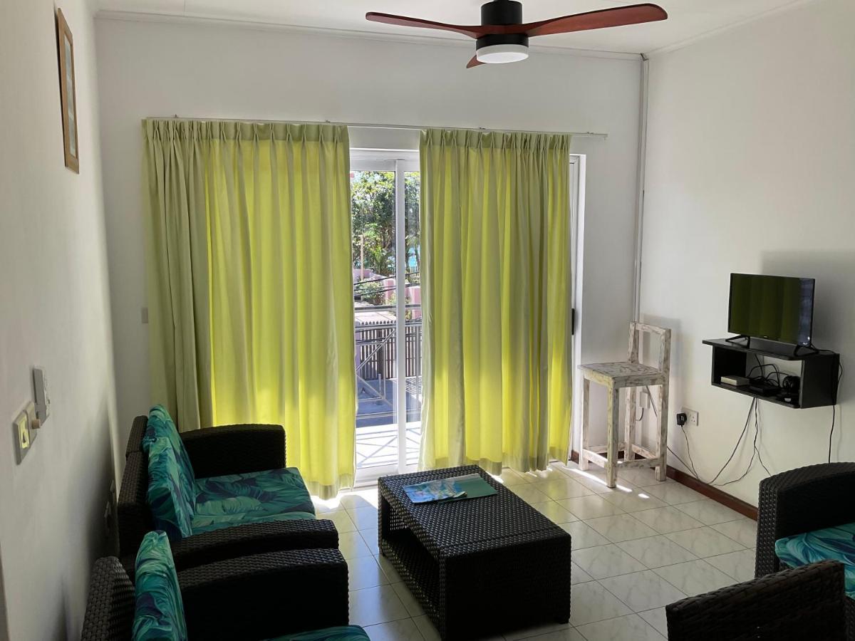Royale Self Catering Apartments Anse Royale Extérieur photo